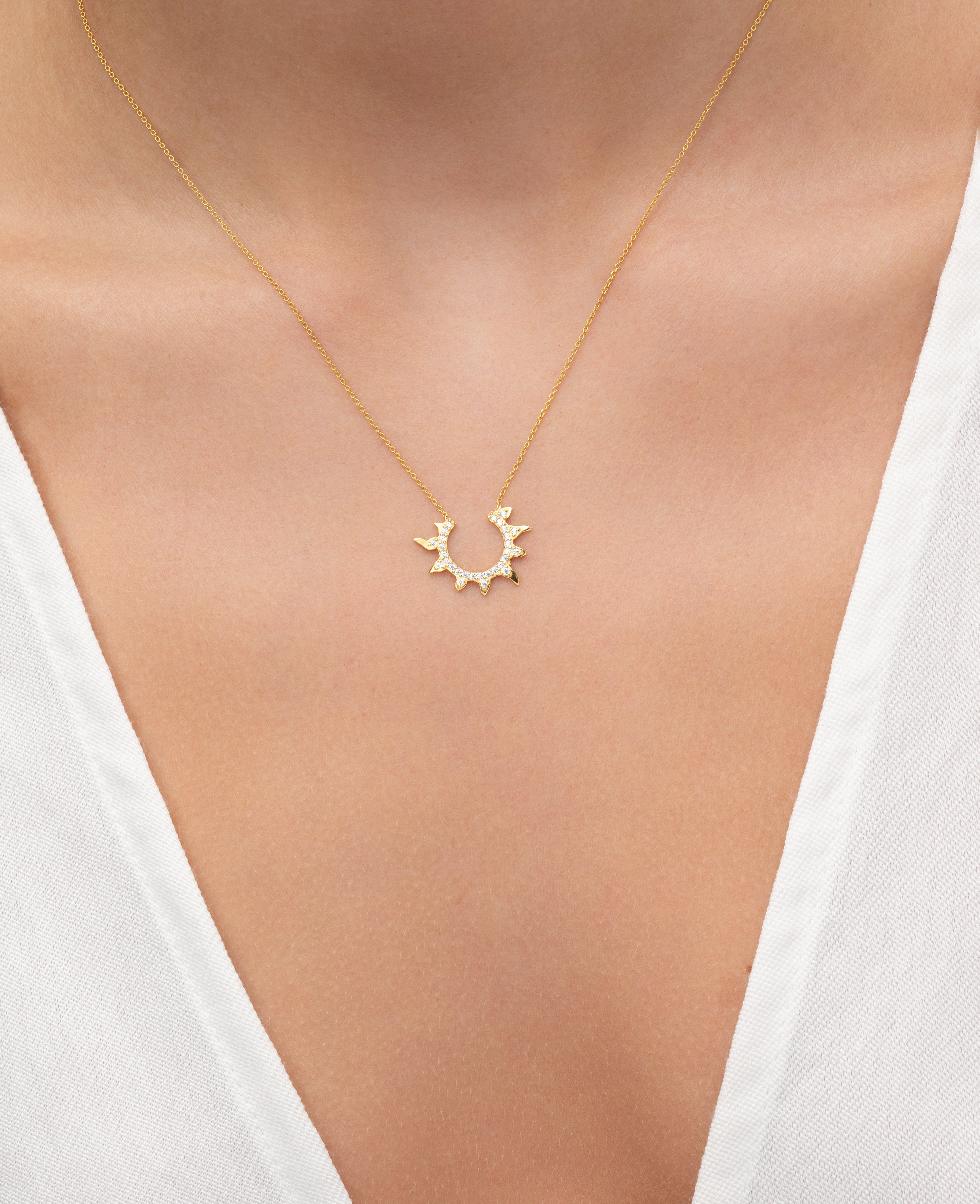 <tc>Κρεμαστό "Θεός Ήλιος" με Ζιργκον</tc>